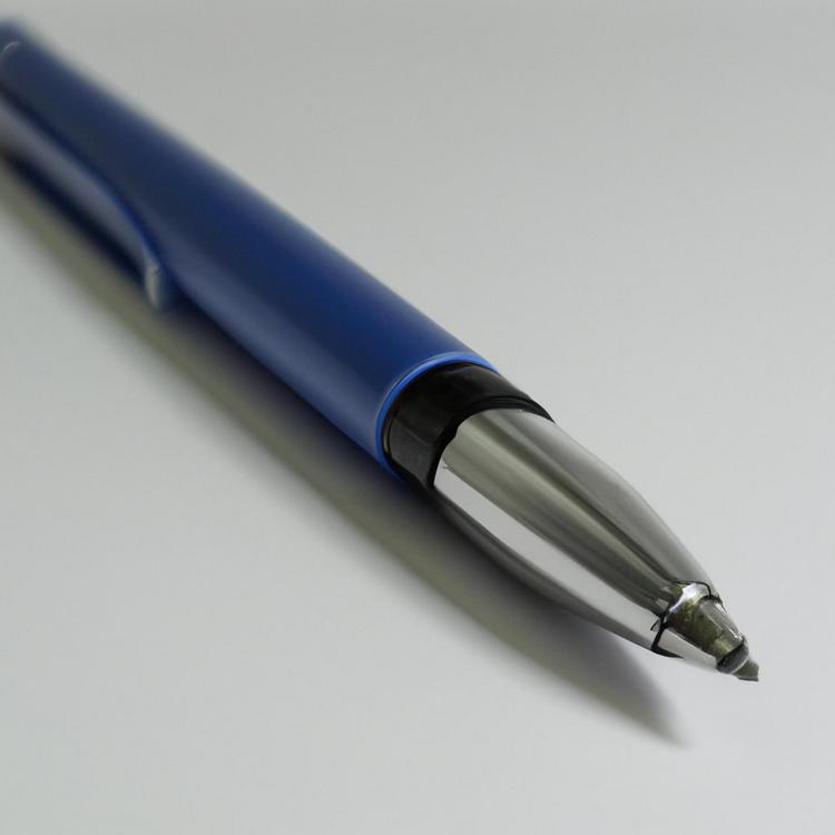 czym zmyć długopis